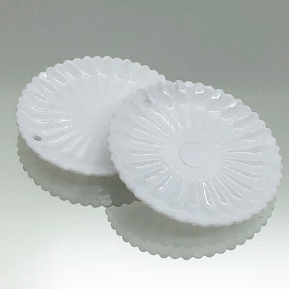 Serving platter flower, white